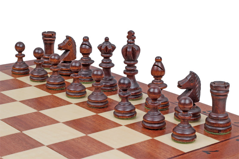 Jeu d'échecs OLYMPIQUE en bois de charme avec l'échiquier en marqueterie de bois d'acajou et sycomore, de taille moyenne (35 x 35 cm) - Ensemble Complet - Jeu d'échecs OLYMPIQUE en bois de charme avec l'échiquier en marqueterie de bois d'acajou et sycomore, de taille moyenne (35 x 35 cm) - Ensemble Complet