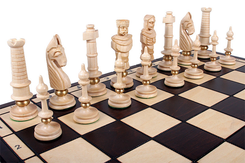 Juego de ajedrez de madera con detalles de latón 62 x 61,5 cm Versalles - Juego de ajedrez de madera con detalles de latón 62 x 61,5 cm Versalles