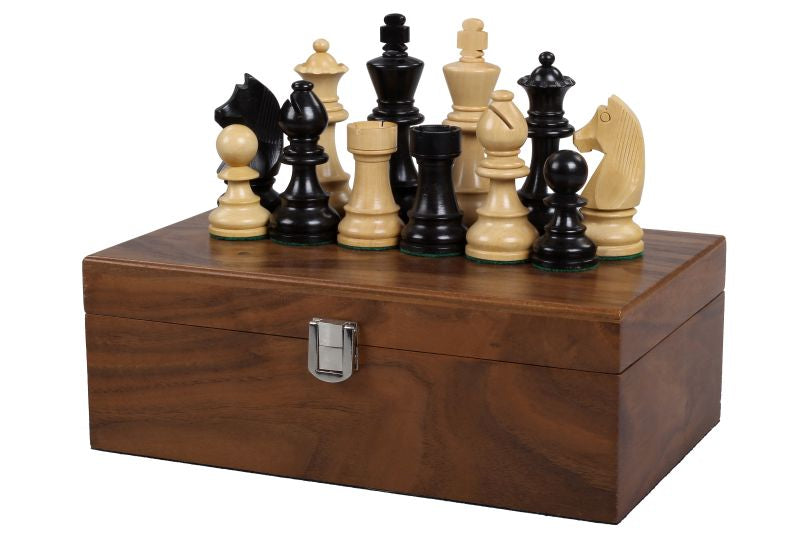 Caja para piezas de ajedrez, 24 x 15 x 8,5 cm: chapa de nogal, 2 compartimentos, interior flocado - 6fbcb3c19923c39d2184de66460b032e