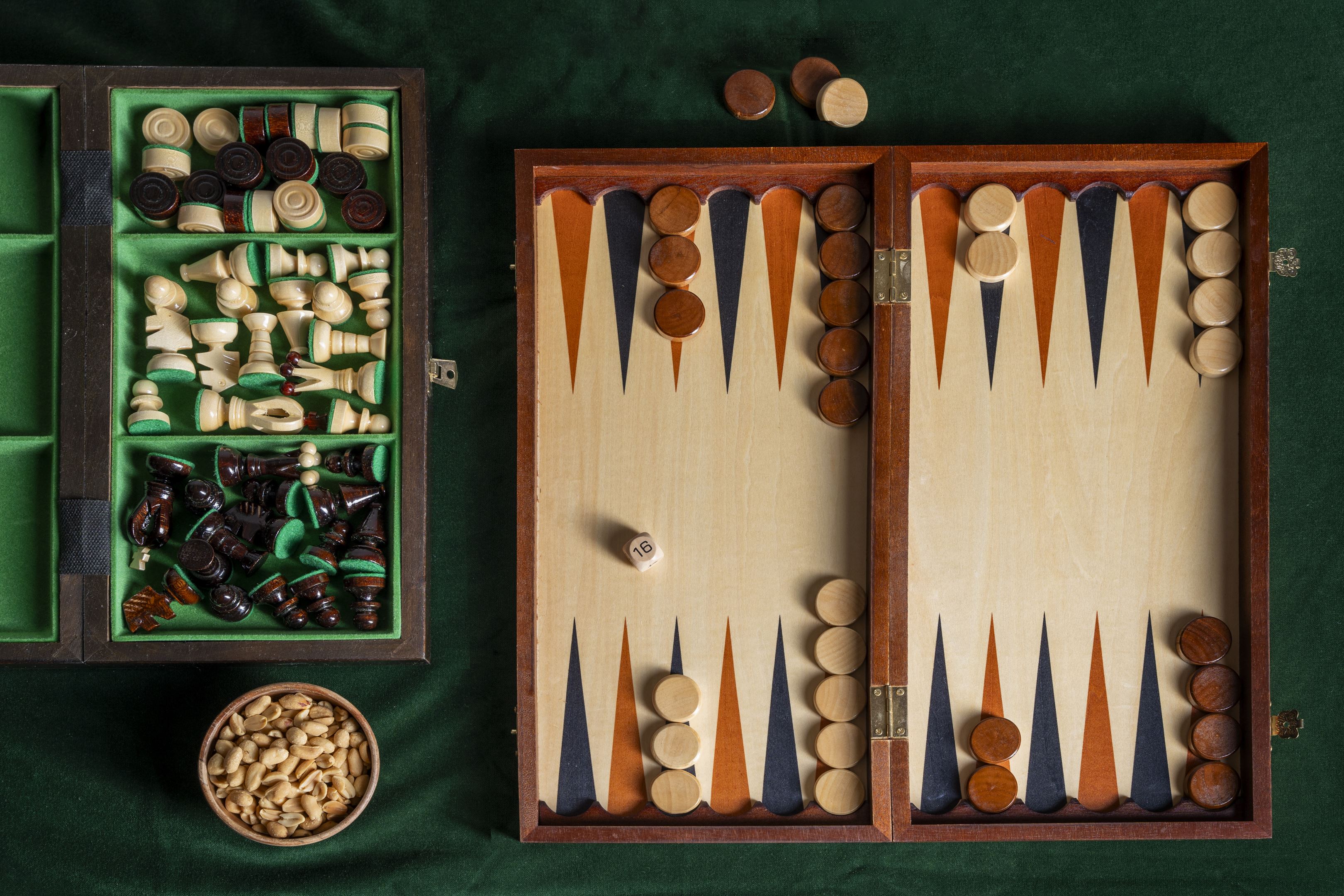 BACKGAMMON - LARGE TRICTRAK - BACKGAMMON - LARGE TRICTRAK
