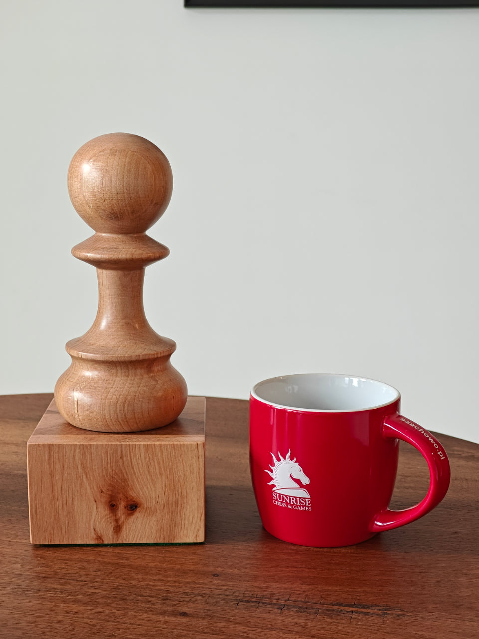 Wooden Chess Trophie - White Pawn - fb330bbb073fff511fbdea81acd84bfb