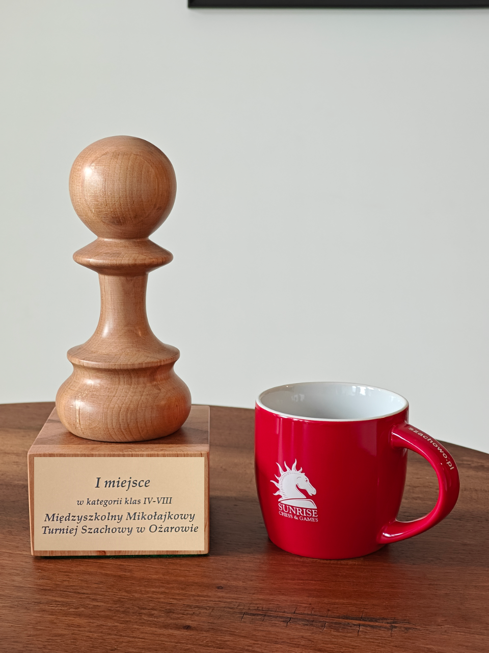 Wooden Chess Trophie - White Pawn - 211290cced5e0cbf725b020e76fc69e4