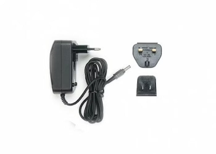 Adaptador DGT Tournament System: fuente de alimentación para tableros de ajedrez de competición para retransmisiones (universal) - Adaptador DGT Tournament System: fuente de alimentación para tableros de ajedrez de competición para retransmisiones (universal)