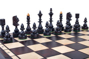 Jeu d'échecs INDIEN en bois de cerisier sauvage, de taille moyenne (47,0 x 46,5cm) - Ensemble Complet